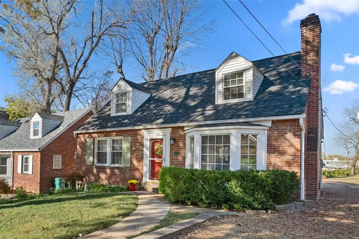 Webster Groves, MO 63119,301 Newport AVE