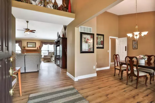 Weldon Spring, MO 63304,5751 Halifax Bend CT