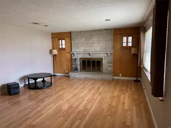 Marissa, IL 62257,402 N Euclid AVE