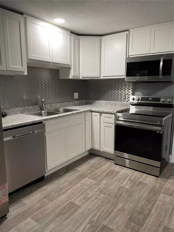 De Soto, MO 63020,720 W Saint Louis ST