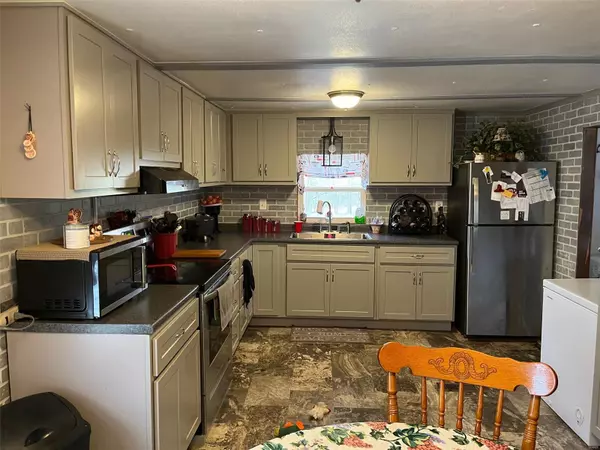 Potosi, MO 63664,10533 Millpond Rd