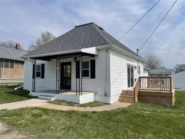 1706 Ruby AVE, Hannibal, MO 63401