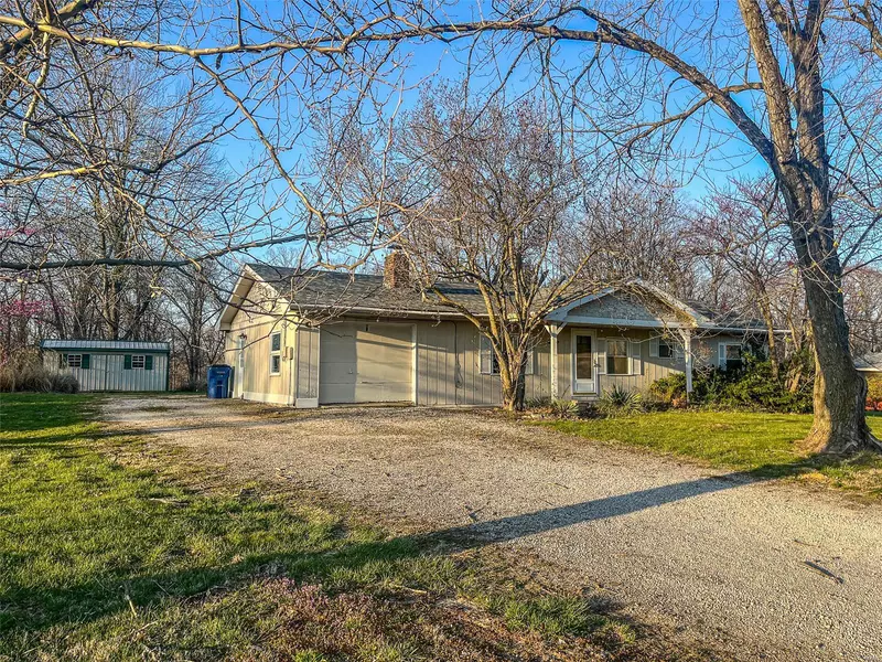 320 Major TER, Holts Summit, MO 65043