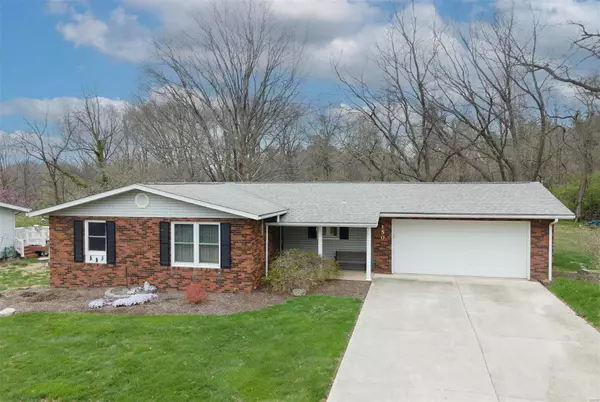 Carlyle, IL 62231,150 Lake Vista DR