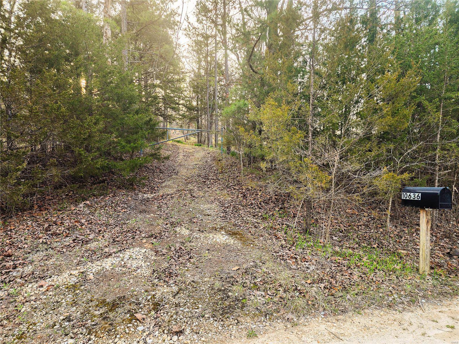 10636 E E Brook RD,  Dittmer,  MO 63023