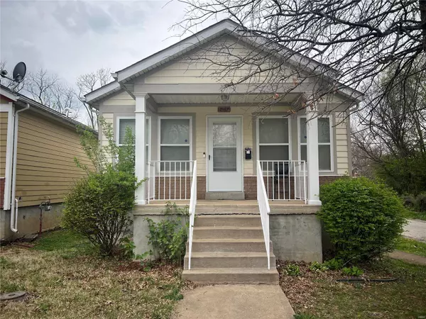 2167 Edmund AVE, St Louis, MO 63121