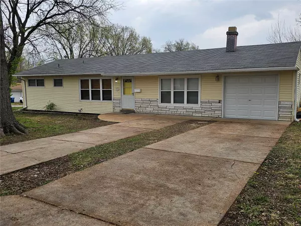 St Louis, MO 63136,10152 Dellridge LN