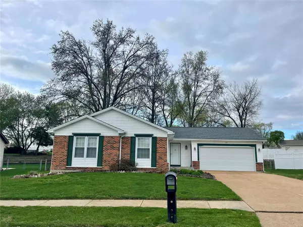 209 Laurelwood DR,  St Peters,  MO 63376