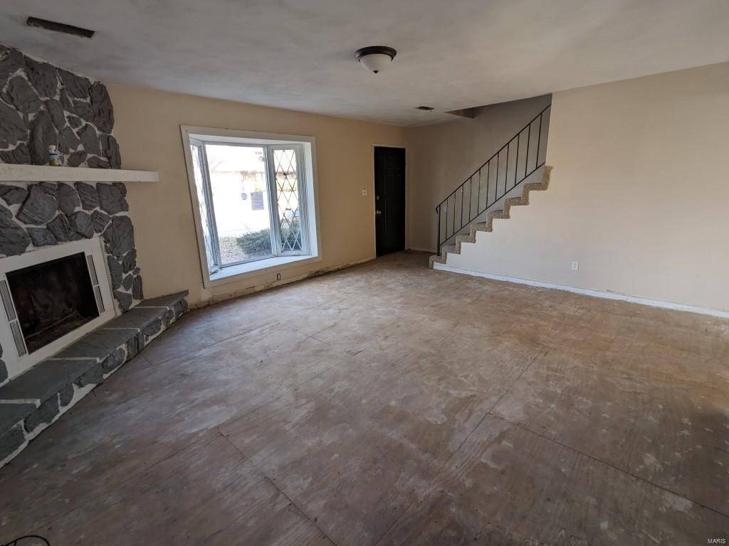 Belleville, IL 62221,616 Plankway CT