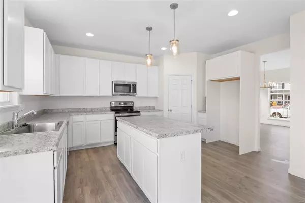 Pacific, MO 63069,1592 Lake Meade DR