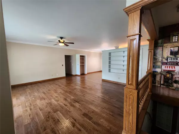 Troy, MO 63379,219 Bluffview CT