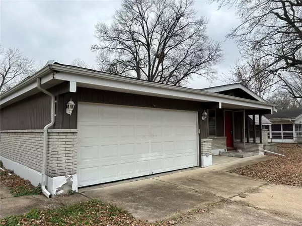 Spanish Lake, MO 63138,11528 Caraway CT