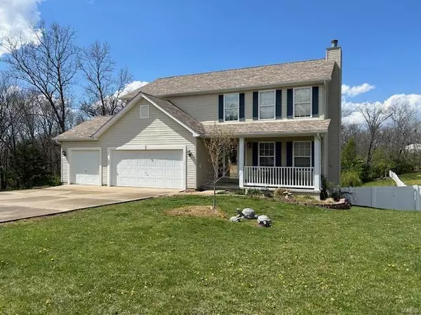 335 Essex CT, Troy, MO 63379