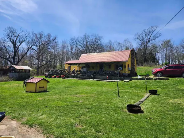 3801 M- BADO ROAD, Cabool, MO 65689