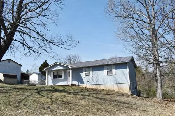 St Robert, MO 65584,15325 Talent LN