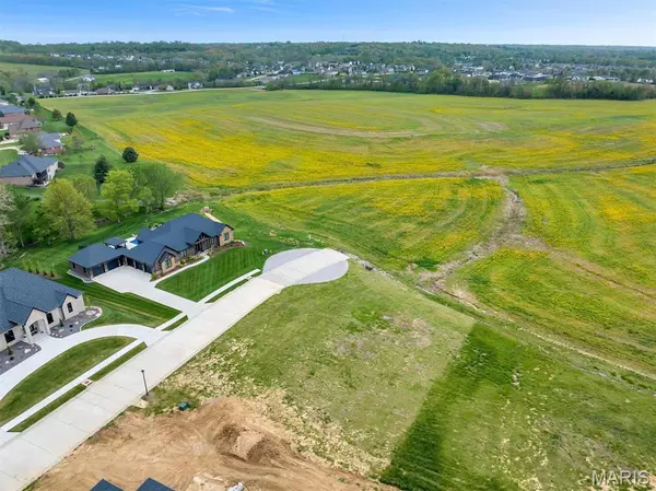 Columbia, IL 62236,1539 Frost Landing