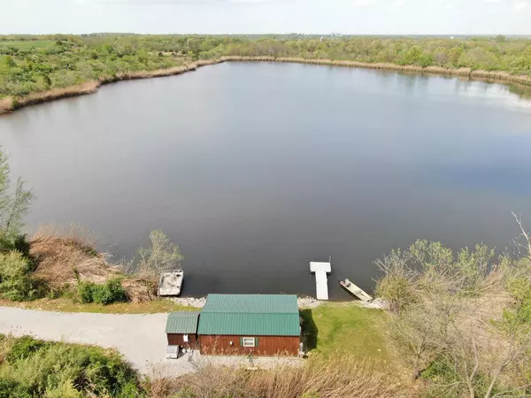 Waltonville, IL 62894,148 E