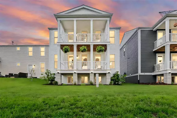3307 Simeon Bunker WAY, St Charles, MO 63301