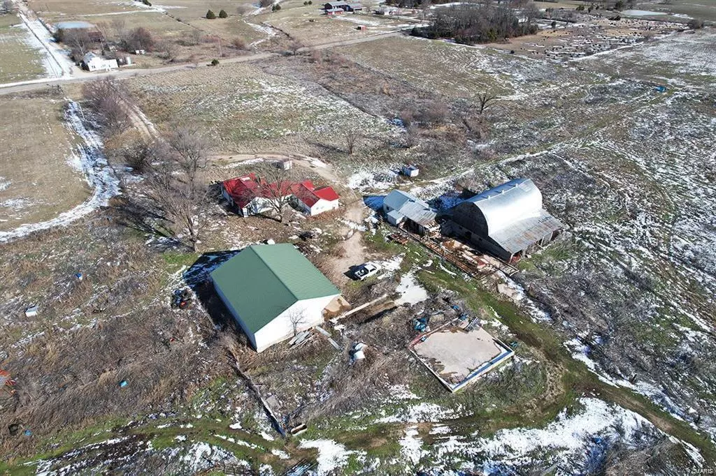 Phillipsburg, MO 65722,Address not disclosed