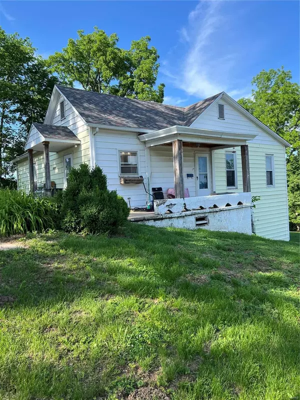 1620 Bird, Hannibal, MO 63401
