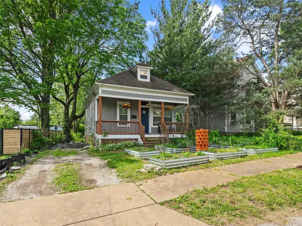 Maplewood, MO 63143,7210 Anna AVE