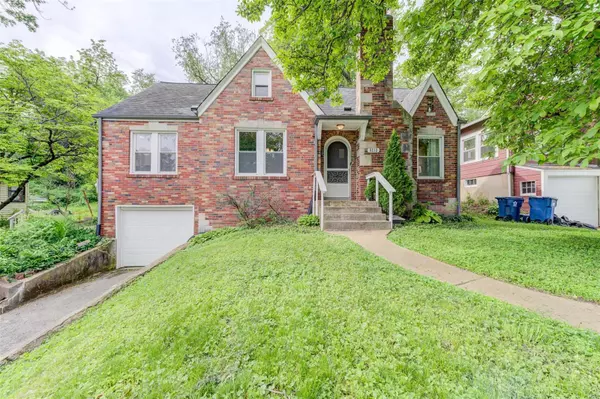 9212 Argyle AVE, Overland, MO 63114