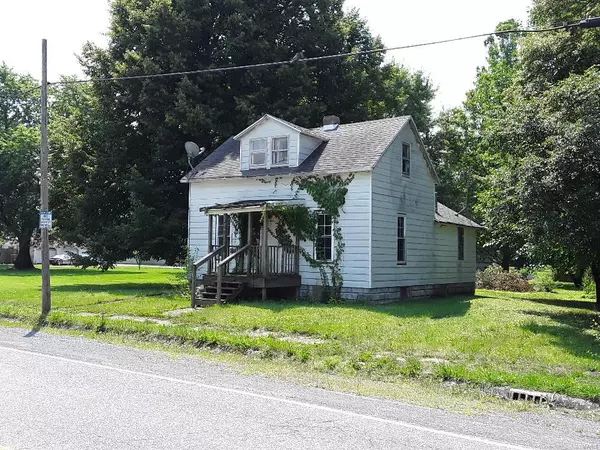 708 E Main ST, Mount Olive, IL 62069