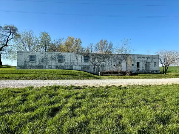 La Belle, MO 63447,12053 212th ST