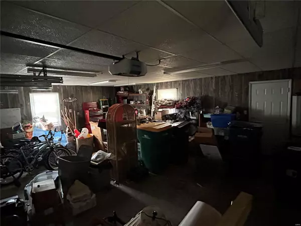 Albers, IL 62215,204 N Franklin ST