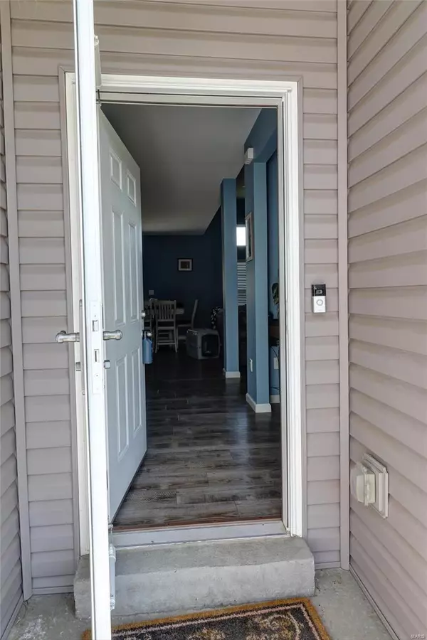 Hillsboro, MO 63050,1631 Saint Charles DR