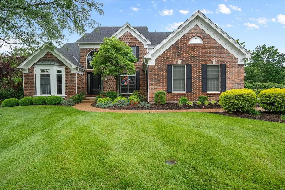 Creve Coeur, MO 63141,12448 Bentley View CT