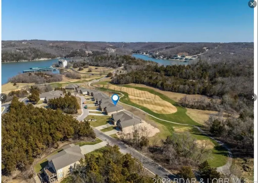 24 LEDGEVIEW DR, Camdenton, MO 65020