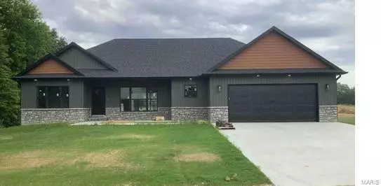 176 Red Oak ST, Oak Ridge, MO 63769