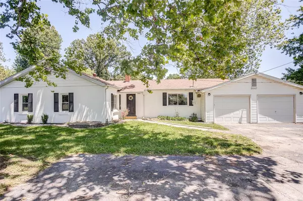 Godfrey, IL 62035,5667 Humbert RD