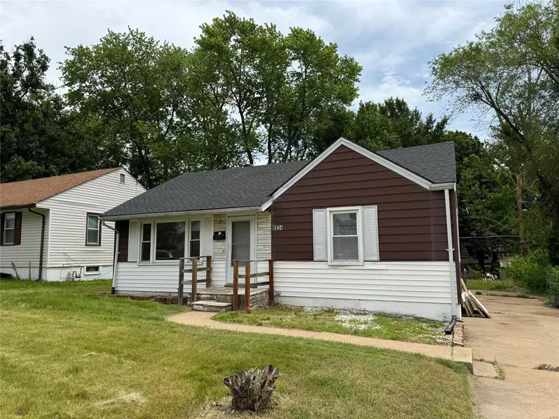 6834 Eisele ST, St Louis, MO 63134