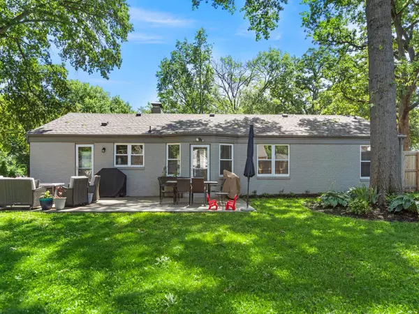 Webster Groves, MO 63119,1333 Cheshire LN