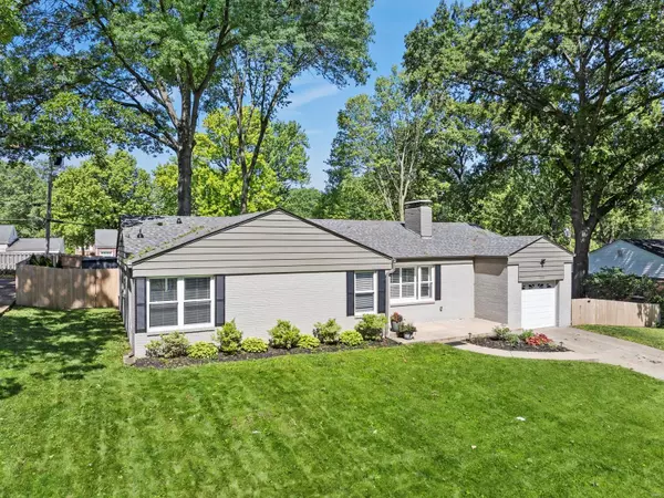 Webster Groves, MO 63119,1333 Cheshire LN