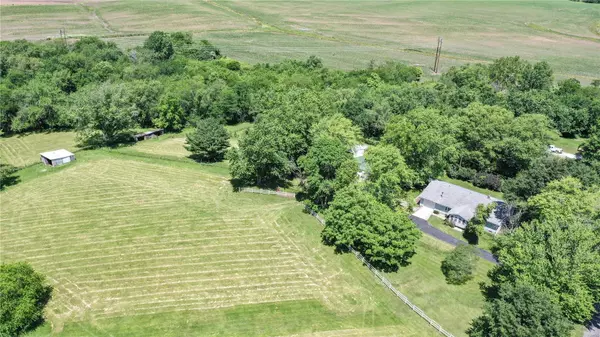 Jerseyville, IL 62052,26073 Witt Mill RD