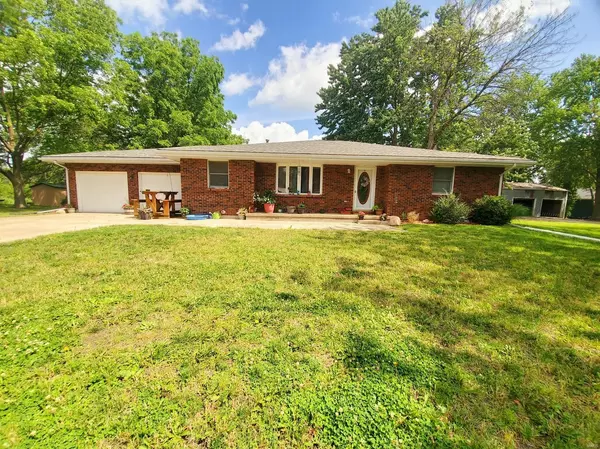 Lewistown, MO 63452,108 W Canton ST