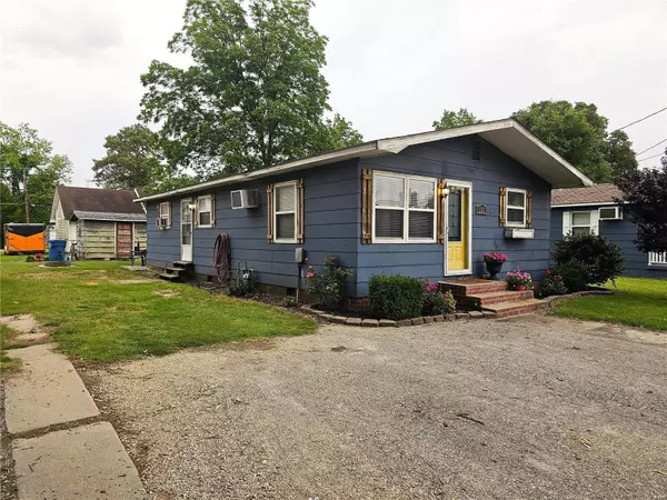 107 N Spiker ST, Bernie, MO 63822