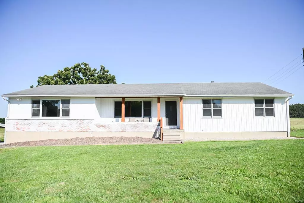 Sullivan, MO 63080,9136 Highway 185