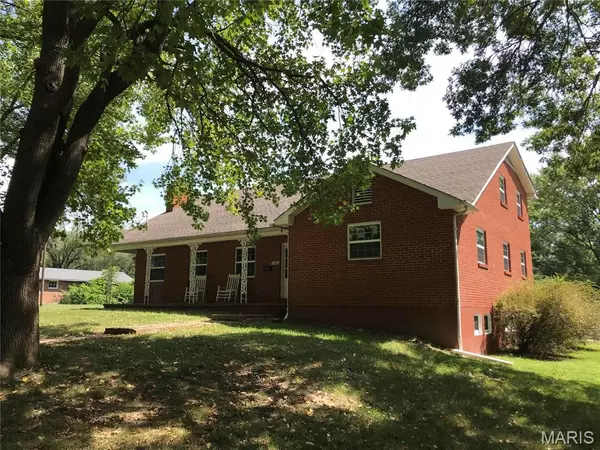 Salem, MO 65560,1202 S Gertrude ST
