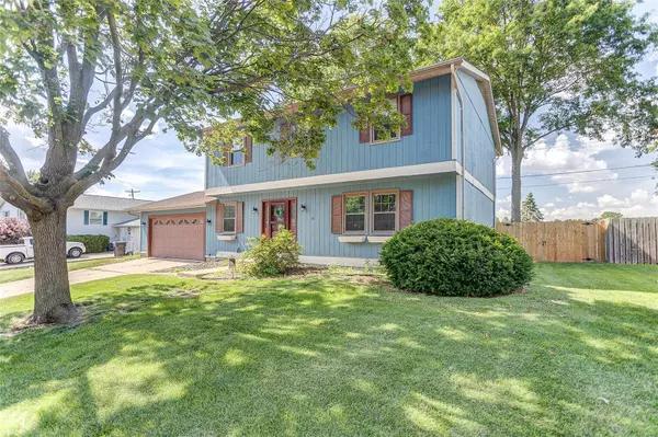 Godfrey, IL 62035,1204 Enos LN