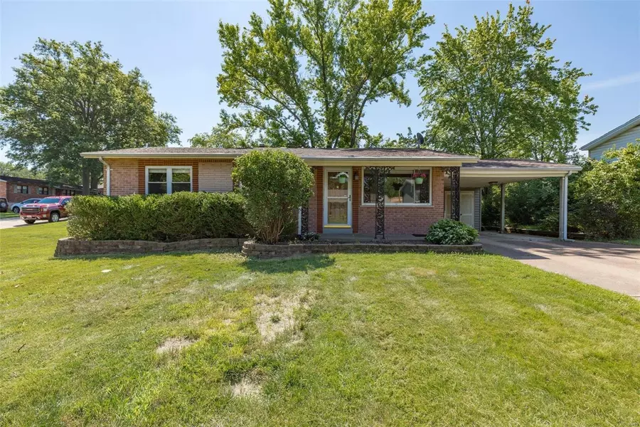 10800 Arnett DR, Green Park, MO 63123