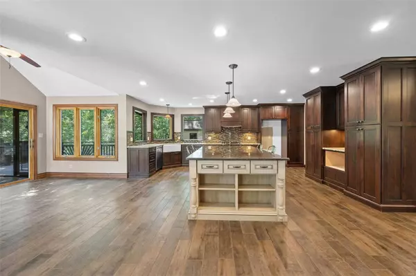 Hillsboro, MO 63050,6391 Forest Meadow RD