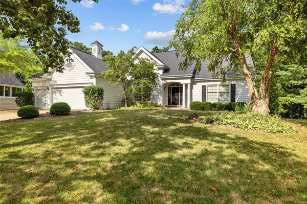 16033 Autumn Oaks CIR, Ellisville, MO 63021