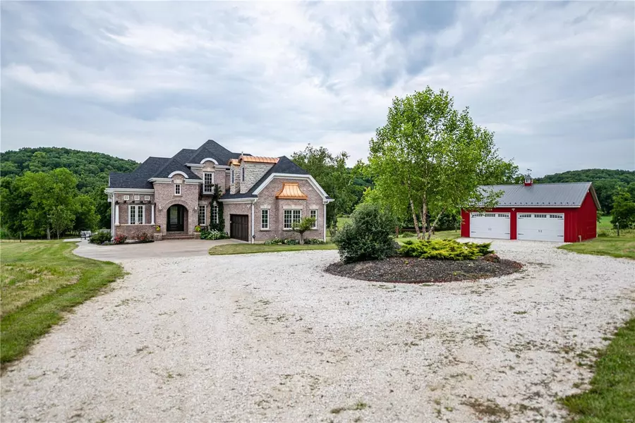 7460 County Road 419, Fulton, MO 65251