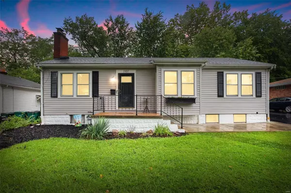 1407 Wells AVE, St Louis, MO 63119
