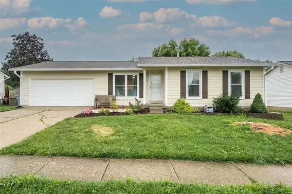 1366 War Bonnet DR, O'fallon, MO 63366