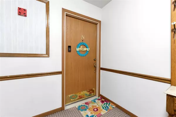 St Louis, MO 63125,4309 Sunridge DR #N